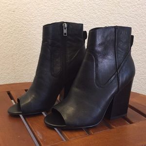 Steve Madden Veronah Peep Toe Bootie